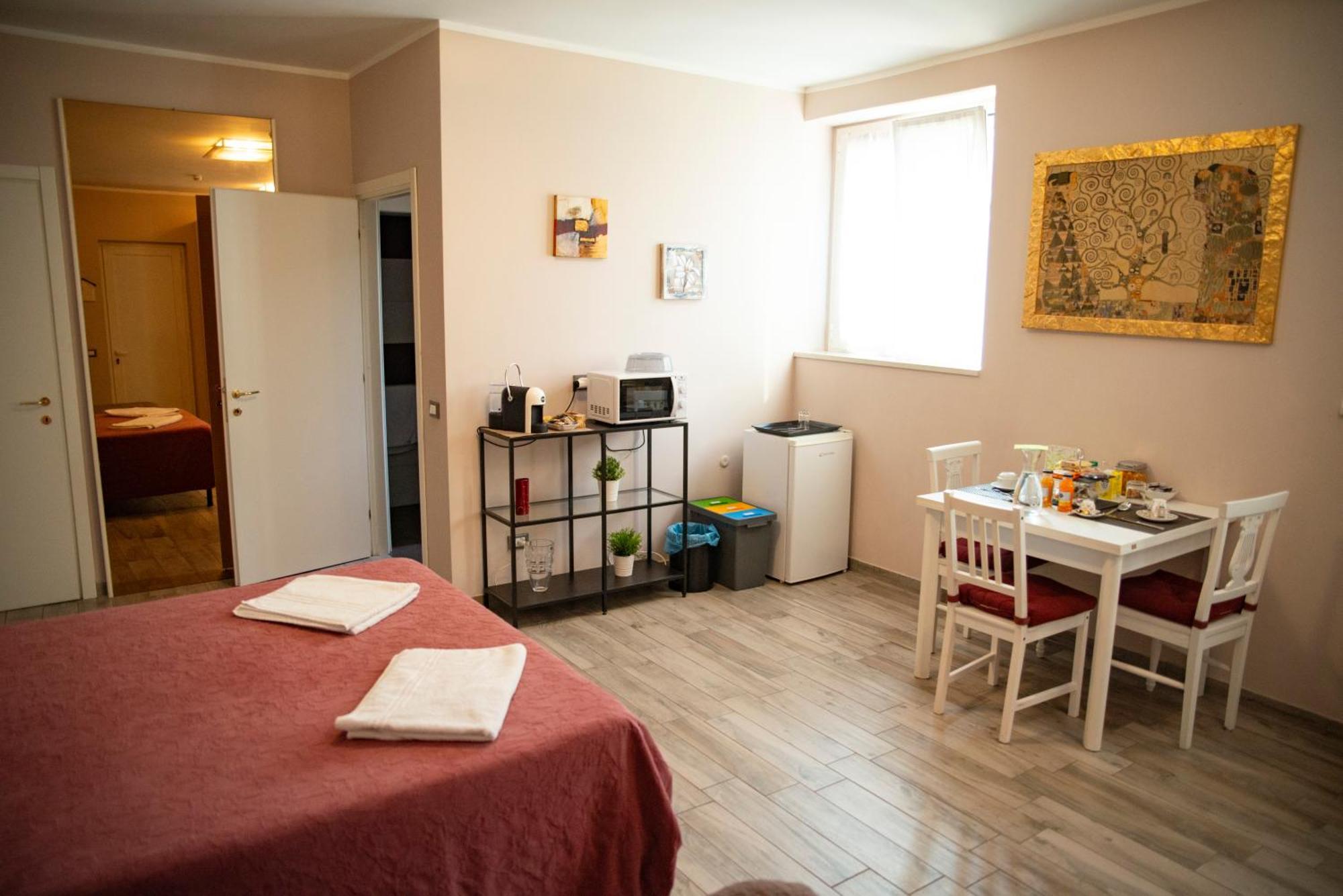 La Corte di Aldo Rozzano Esterno foto